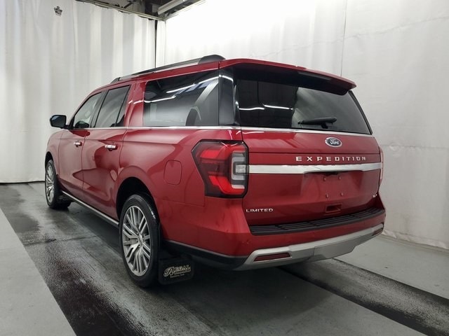 2022 Ford Expedition MAX photo 2