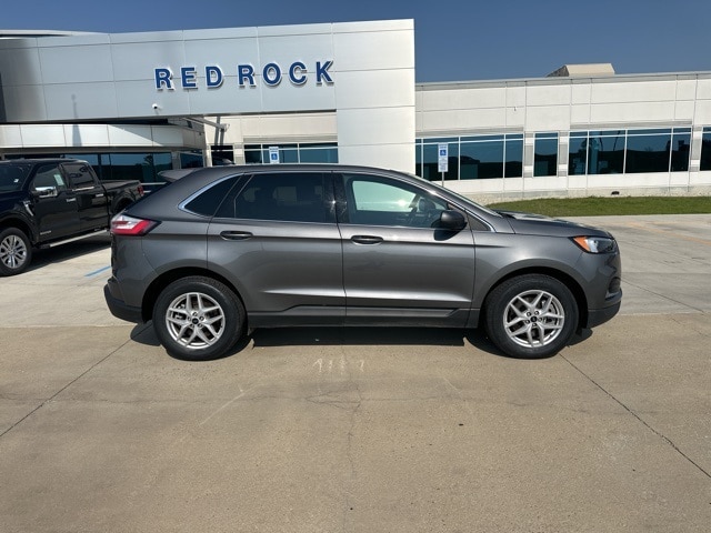 Used 2024 Ford Edge SEL with VIN 2FMPK4J97RBA70003 for sale in Dickinson, ND