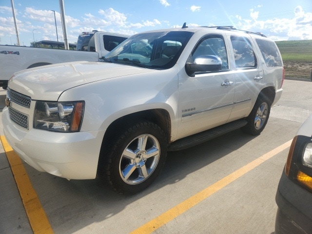 Used 2013 Chevrolet Tahoe LTZ with VIN 1GNSKCE02DR370355 for sale in Dickinson, ND