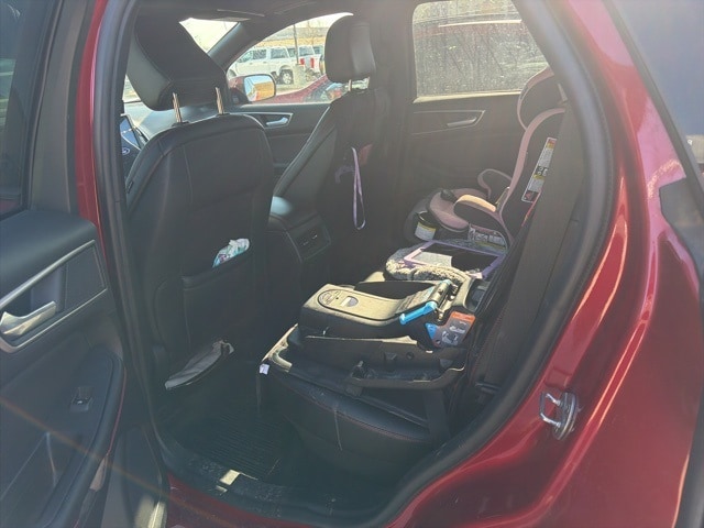 2024 Ford Edge ST photo 4