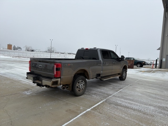 2023 Ford F-350 photo 3