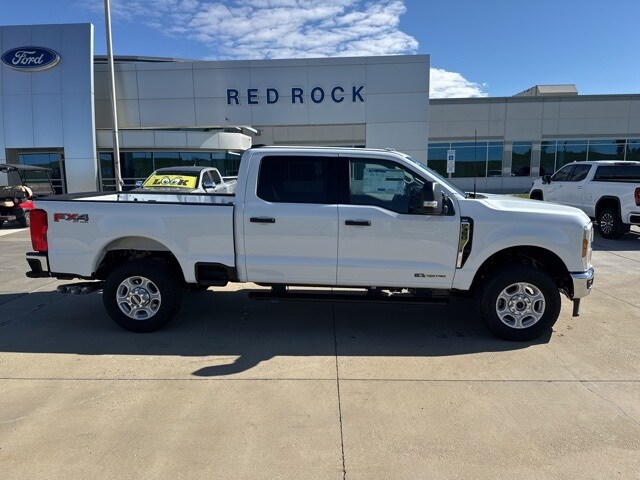 2026 Ford F-350 XLT photo 2