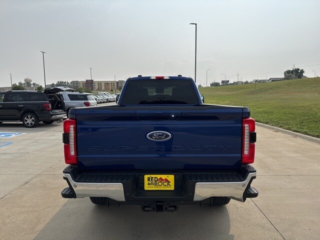 2026 Ford F-350 Lariat photo 3
