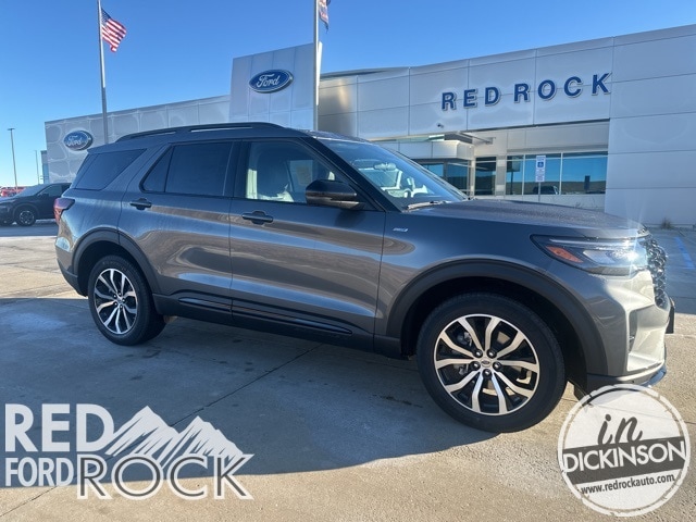 2026 Ford Explorer ST-LINE's photo
