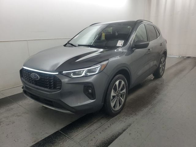 2025 Ford Escape Platinum photo 3