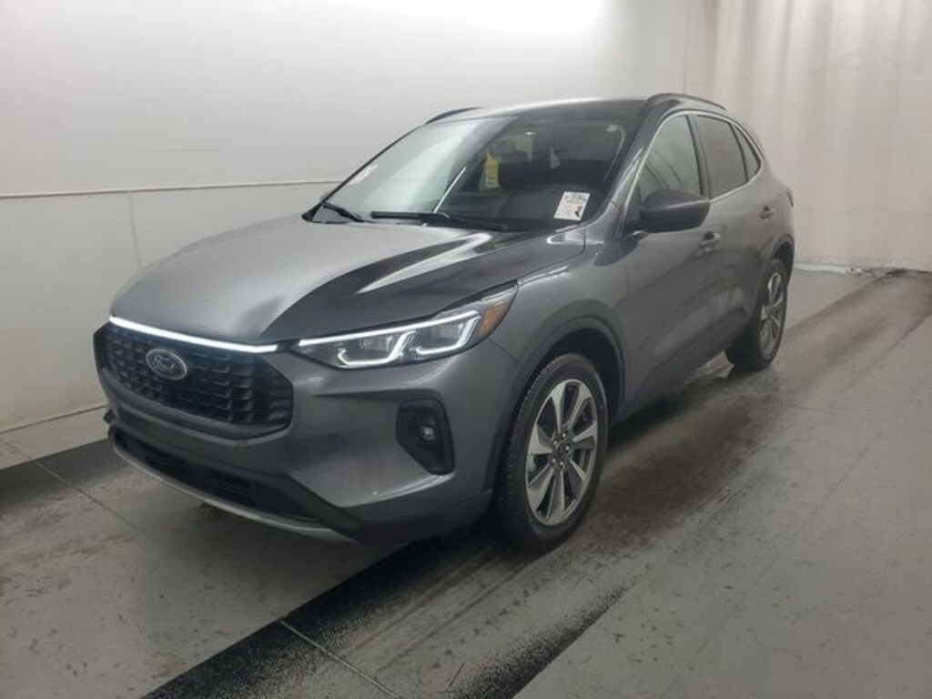 Used 2025 Ford Escape Platinum SUV