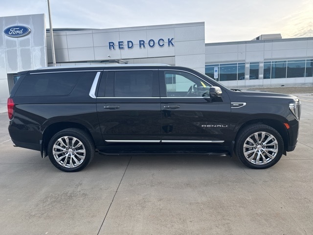 2024 Gmc Yukon XL XL Denali photo 2