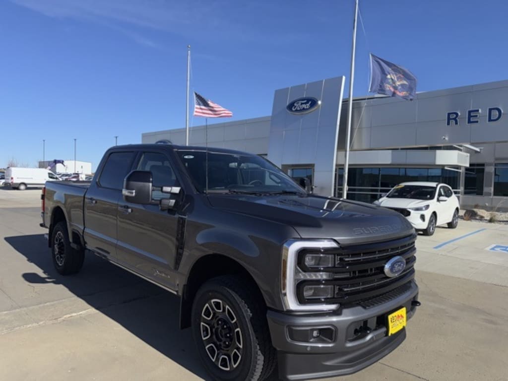 New 2026 Ford F-250 Platinum Truck Crew Cab