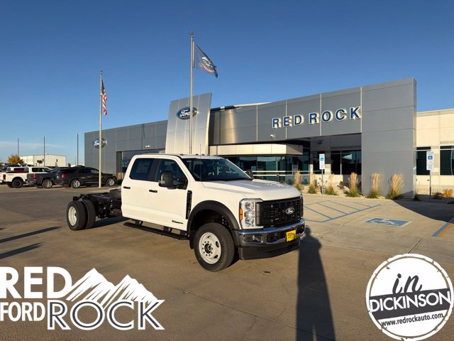 2027 Ford F-450 Super Duty Chassis Cab XL
