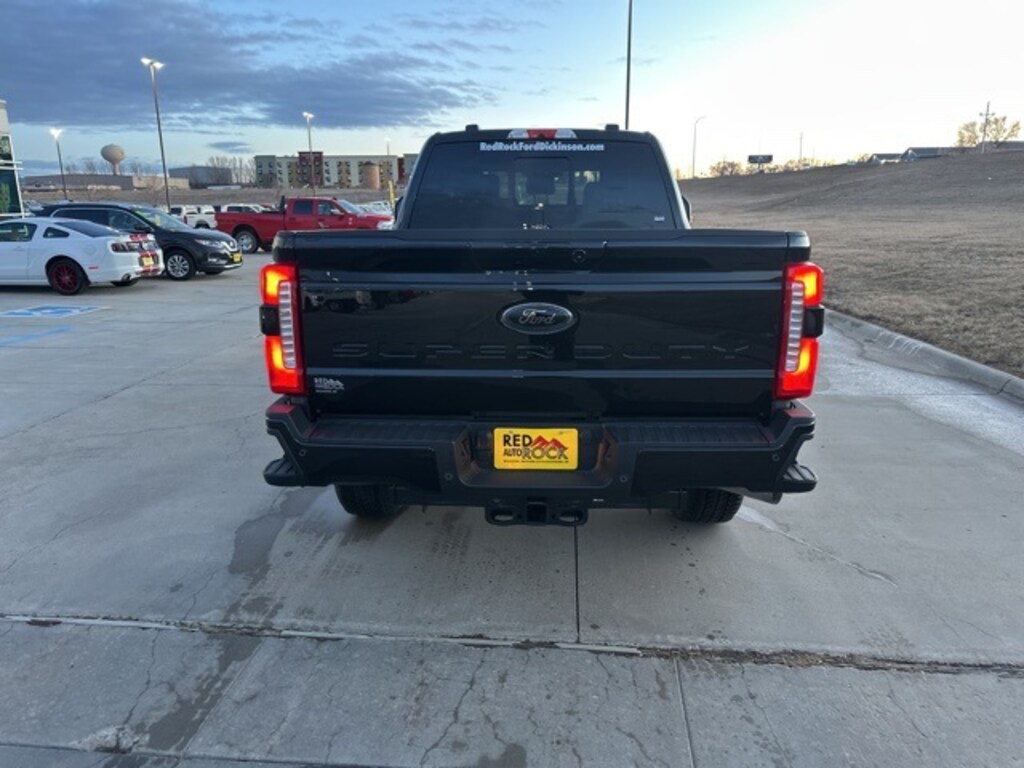 New 2026 Ford F-350 Lariat Truck Crew Cab