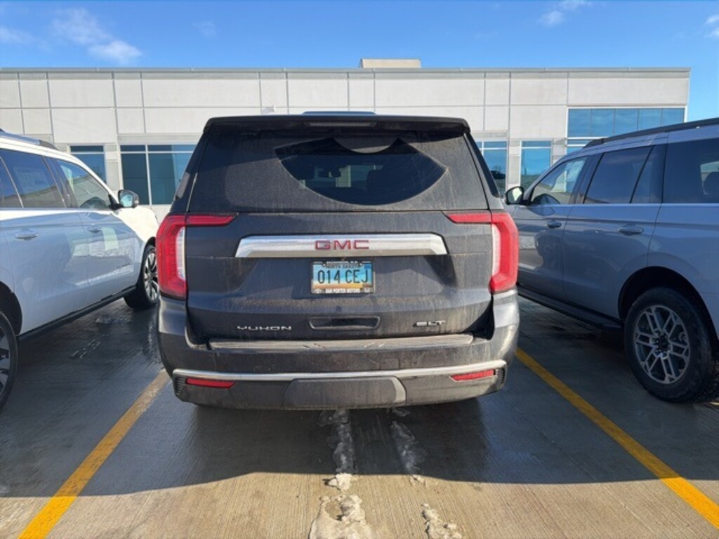 Used 2024 GMC Yukon SLT SUV