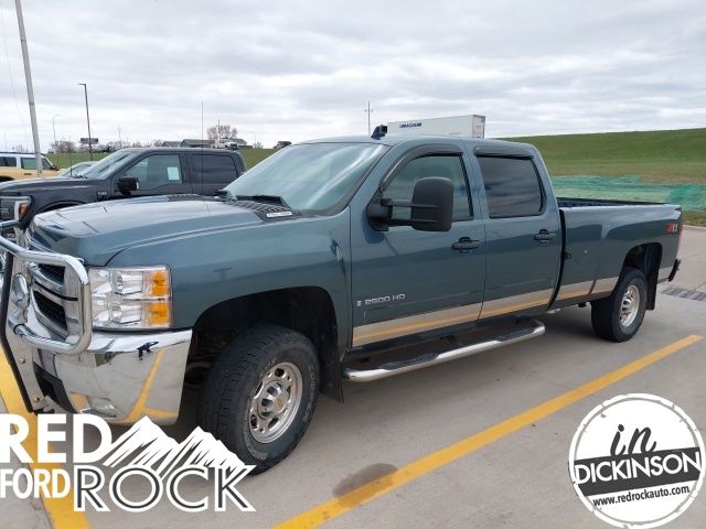 2008 Chevrolet Silverado HD's photo