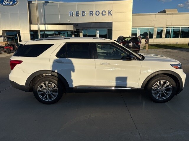 2024 Ford Explorer Limited photo 2