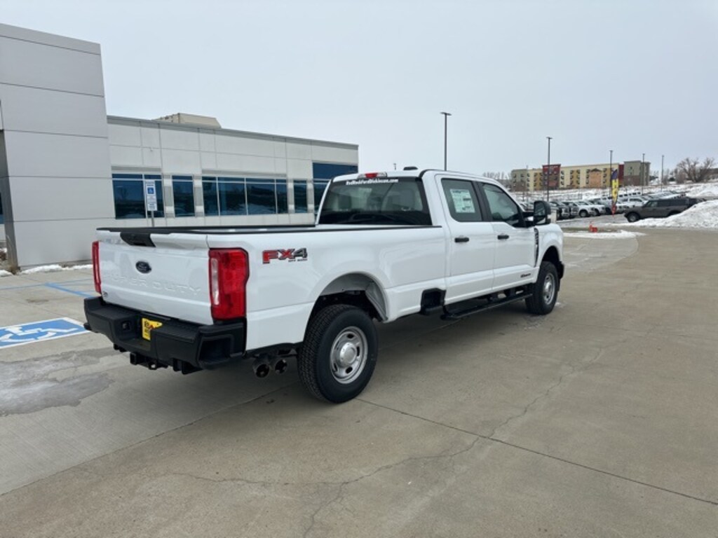 New 2026 Ford F-250 XL Truck Crew Cab