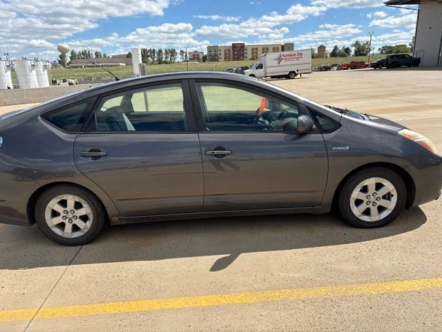 Used 2007 Toyota Prius Base with VIN JTDKB20U073218806 for sale in Dickinson, ND