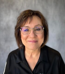 Staff member Barb Wolf from ID_19153d13f106