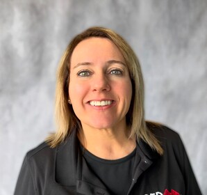 Staff member Mel Young from ID_19153d13f106