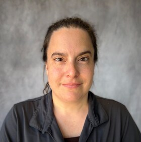 Staff member Elizabeth Phelps from ID_19153d13f106