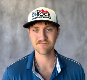 Staff member Ethan Anderson from ID_38719ae14e6f