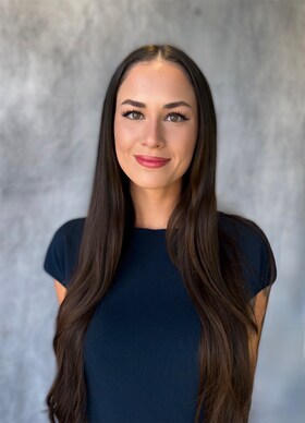 Staff member Sommer Hlubik from ID_19153d13f106