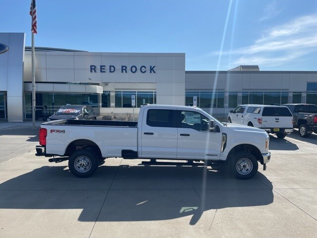 2025 Ford F-250 XL photo 2
