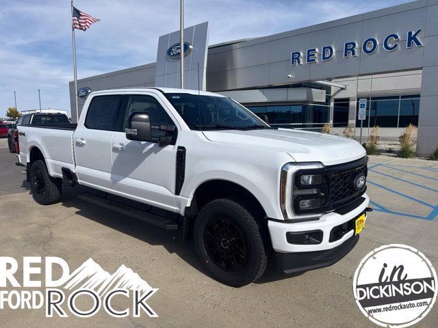 2027 Ford F-350 Lariat Truck Crew Cab