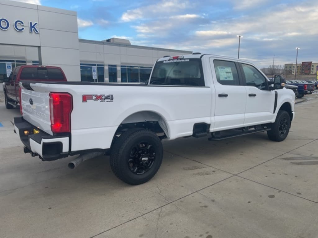 New 2026 Ford F-250 XL Truck Crew Cab