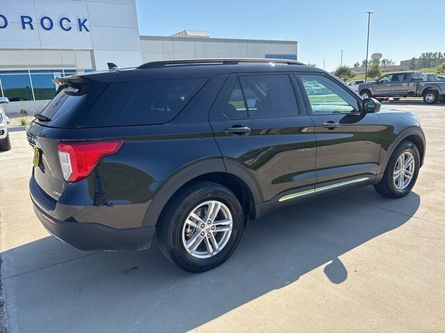 2024 Ford Explorer XLT photo 3