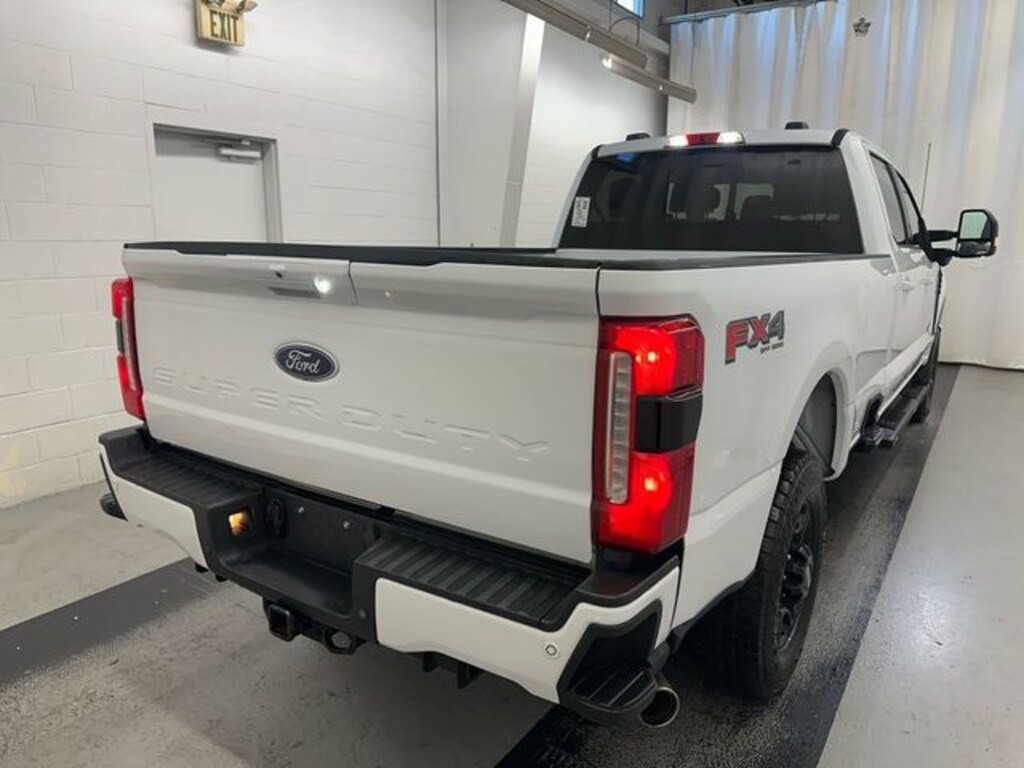 Certified 2023 Ford F-350 XLT Truck Crew Cab