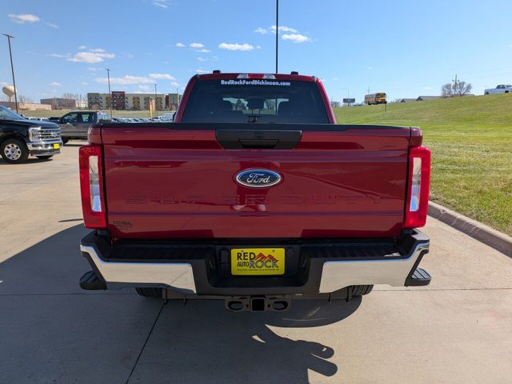 New 2026 Ford F-350 XLT Truck Crew Cab