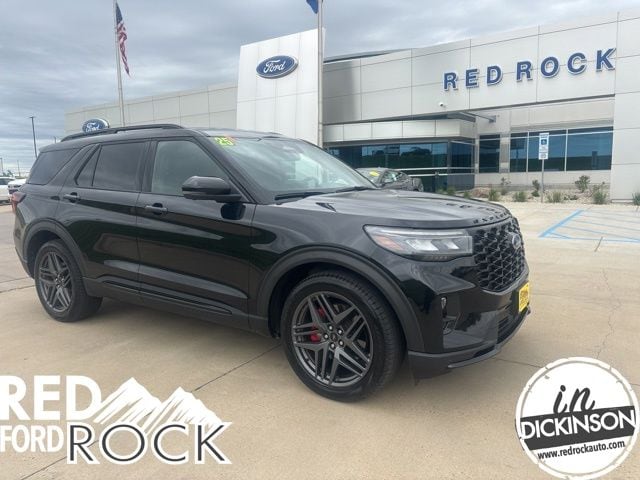 2025 Ford Explorer ST 4WD (PL535)'s photo