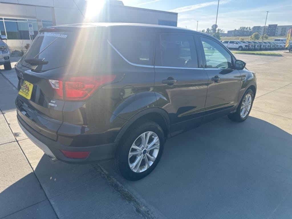 Used 2019 Ford Escape SE SUV