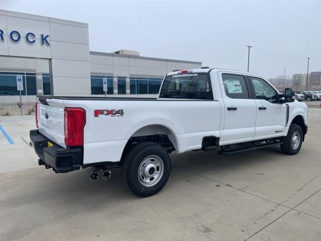 New 2026 Ford F-250 XL Truck Crew Cab