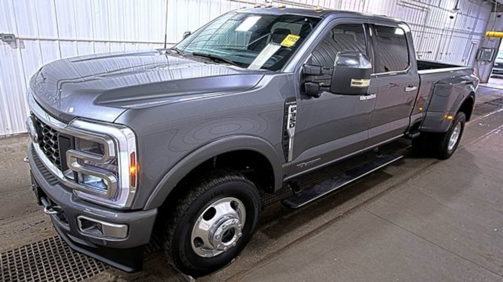Used 2024 Ford F-350  Truck Crew Cab