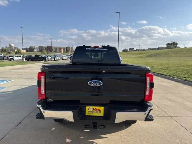 2026 Ford F-250 Lariat photo 3