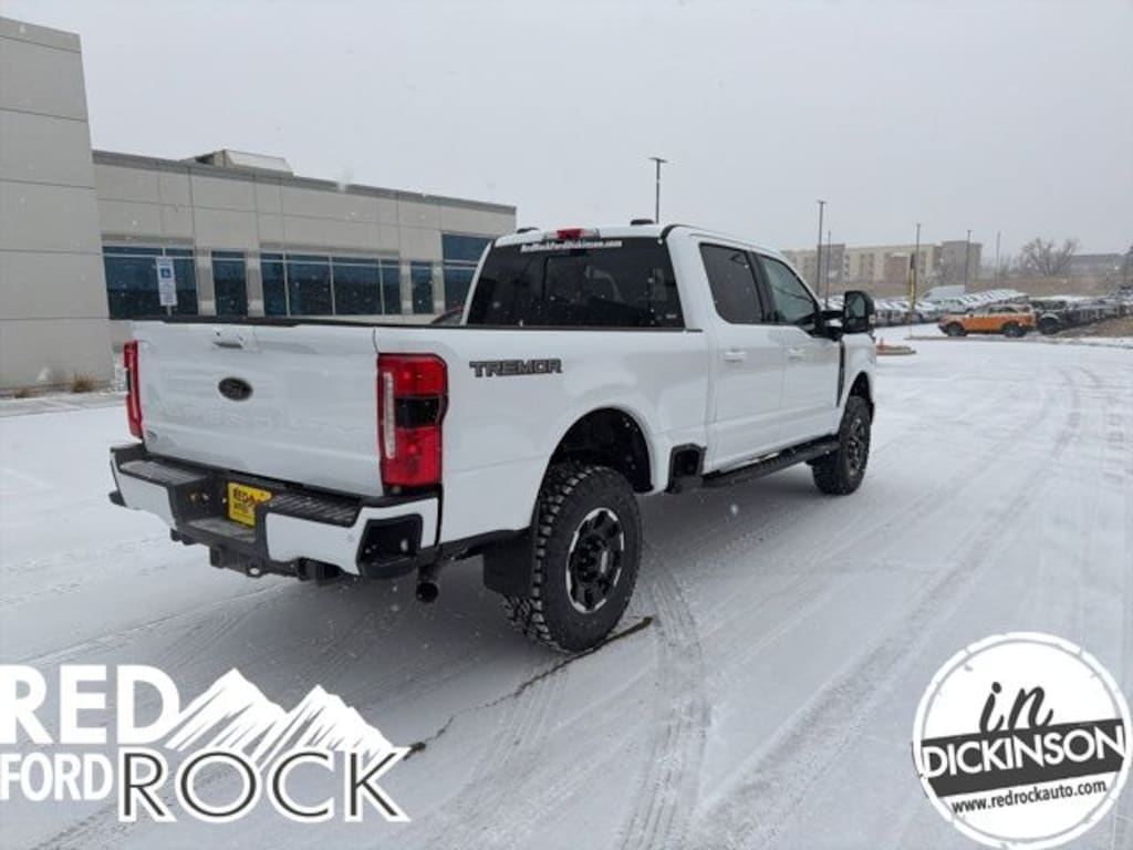 New 2026 Ford F-250 XLT Truck Crew Cab