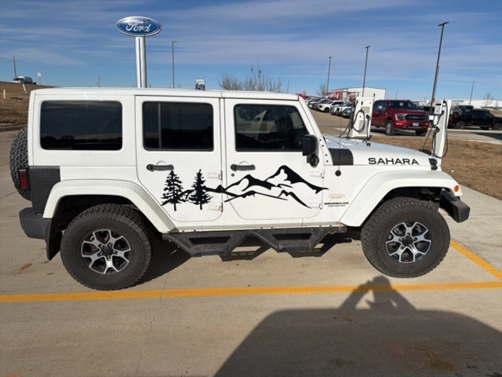 Used 2014 Jeep Wrangler Unlimited Unlimited Sahara SUV