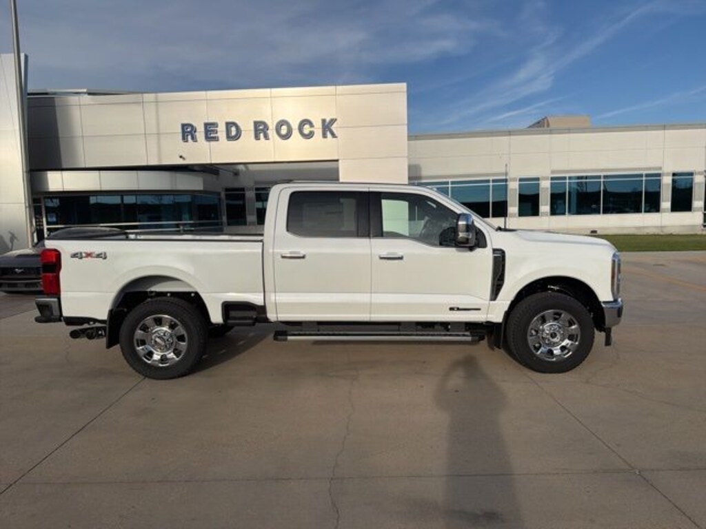 New 2026 Ford F-250 Lariat Truck Crew Cab