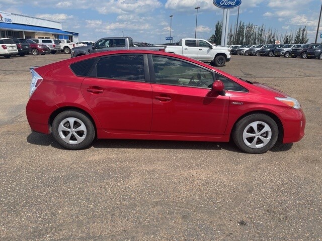 Used 2015 Toyota Prius Four with VIN JTDKN3DU2F1940800 for sale in Dickinson, ND