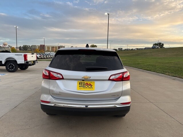 2019 Chevrolet Equinox LT photo 4