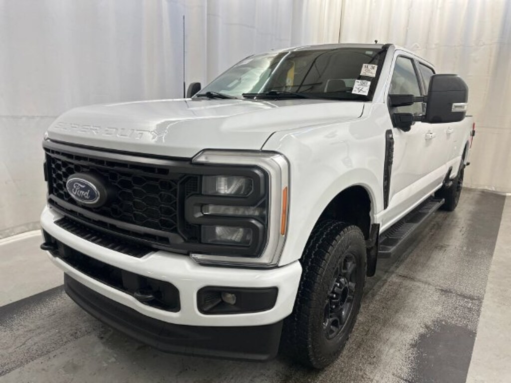 Certified 2023 Ford F-350 XLT Truck Crew Cab