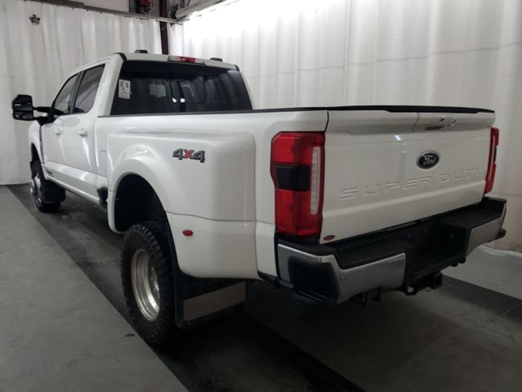Certified 2024 Ford F-350 Lariat Truck Crew Cab