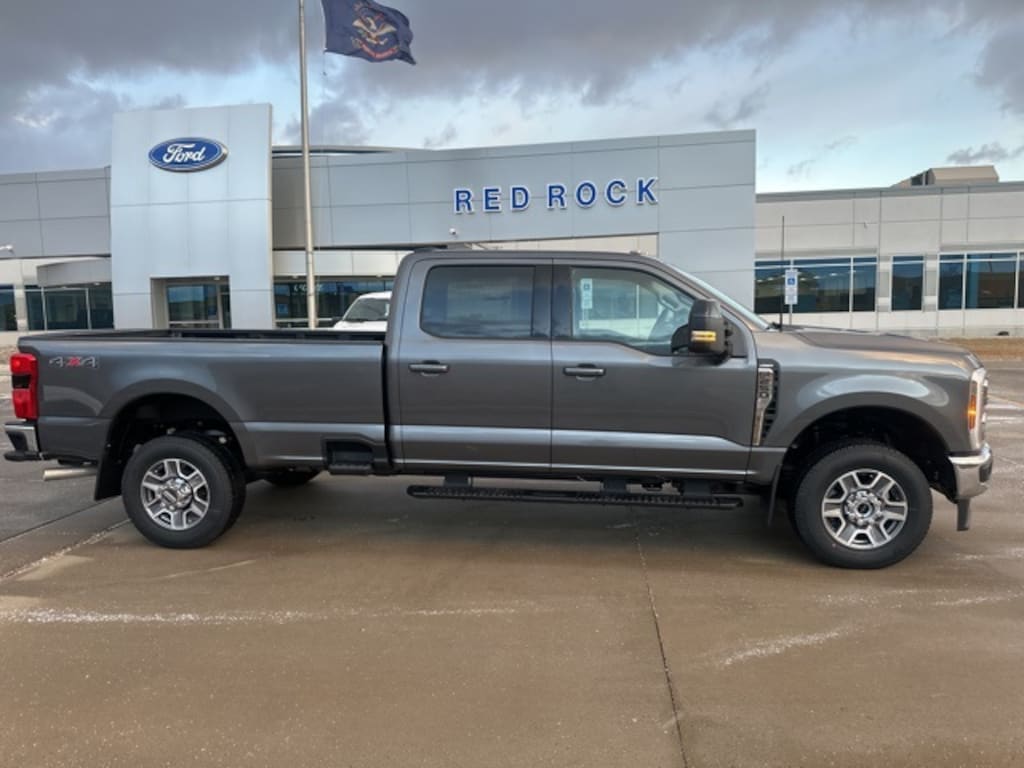 New 2026 Ford F-250 Lariat Truck Crew Cab