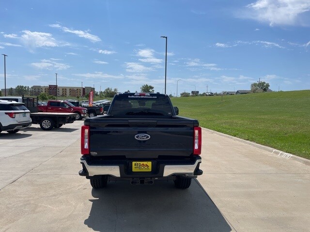 2025 Ford F-350 XLT photo 3