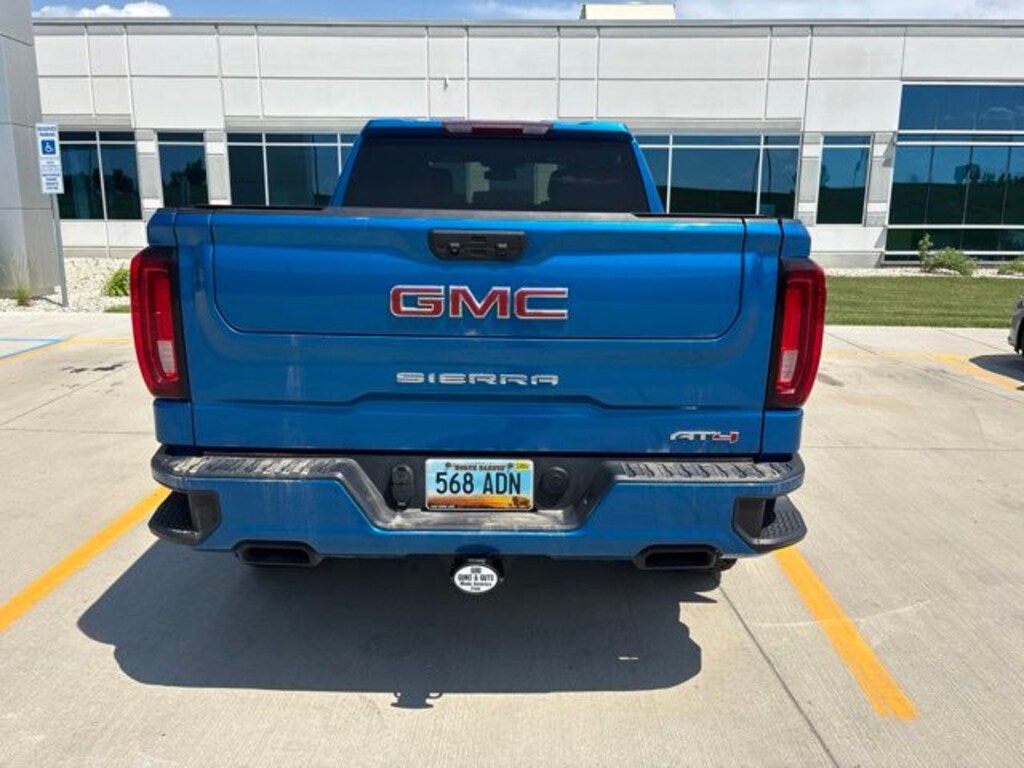 Used 2022 GMC Sierra 1500 AT4 Truck Crew Cab
