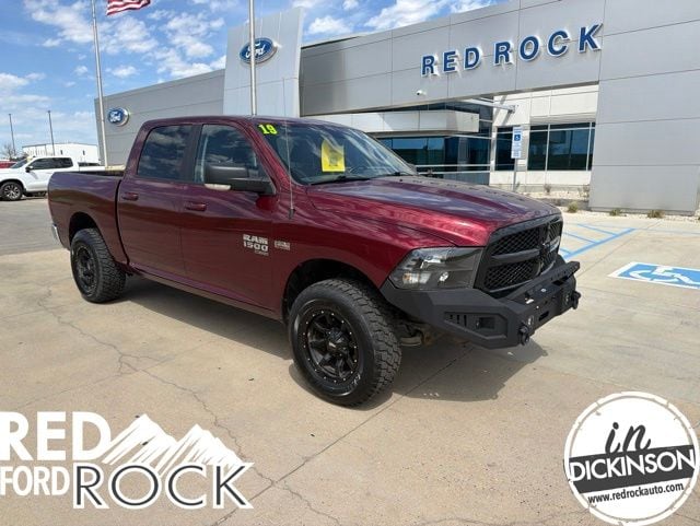 2019 RAM 1500 Classic Big Horn 4x4 Crew Cab 5'7's photo