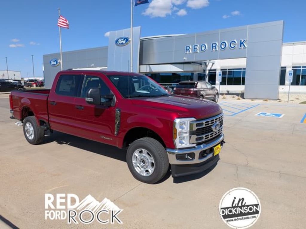 New 2026 Ford F-350 XLT Truck Crew Cab