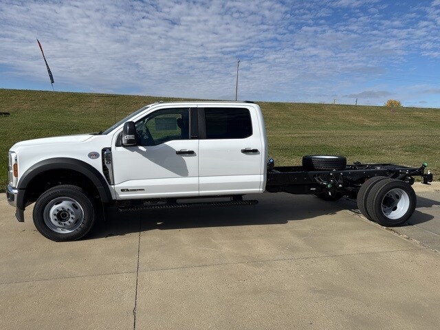 2026 Ford F-550 XL photo 3