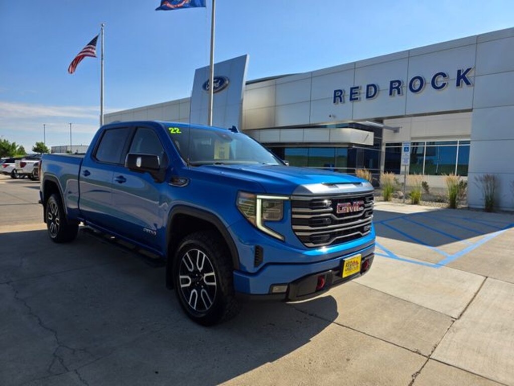Used 2022 GMC Sierra 1500 AT4 Truck Crew Cab