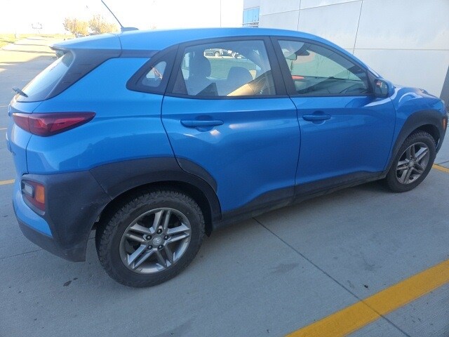 2020 Hyundai Kona SE photo 2